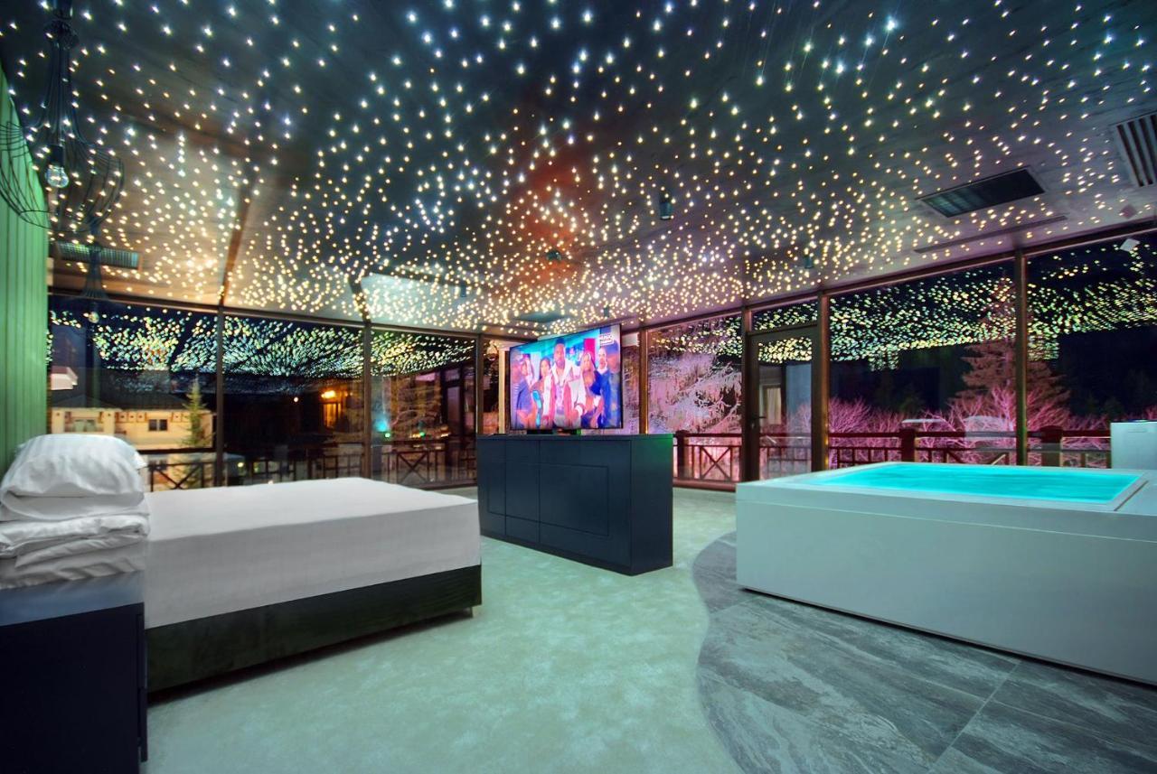 Complex Panoramic Hotel Slănic-Moldova Eksteriør billede